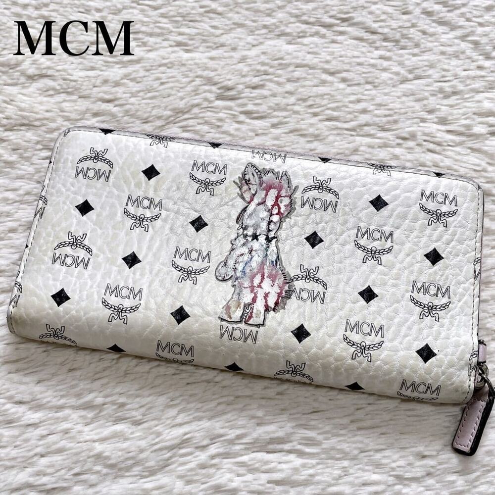 MCM Visetos Rabbit Round Zipper Long Wallet PVC Leather